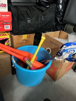 Brine Lacrosse Stick and Plastic Bats Sports Lot