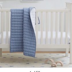 Pottery Barn Crib Brand New Great Condition 