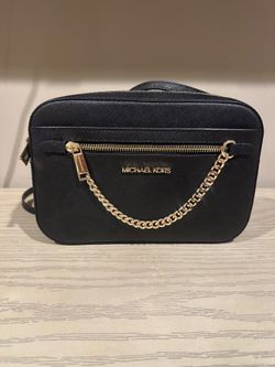 Michael Kors Jet Set Large Leather Crossbody – NWT – $110 OBO