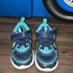Nike Toddler Size 8K