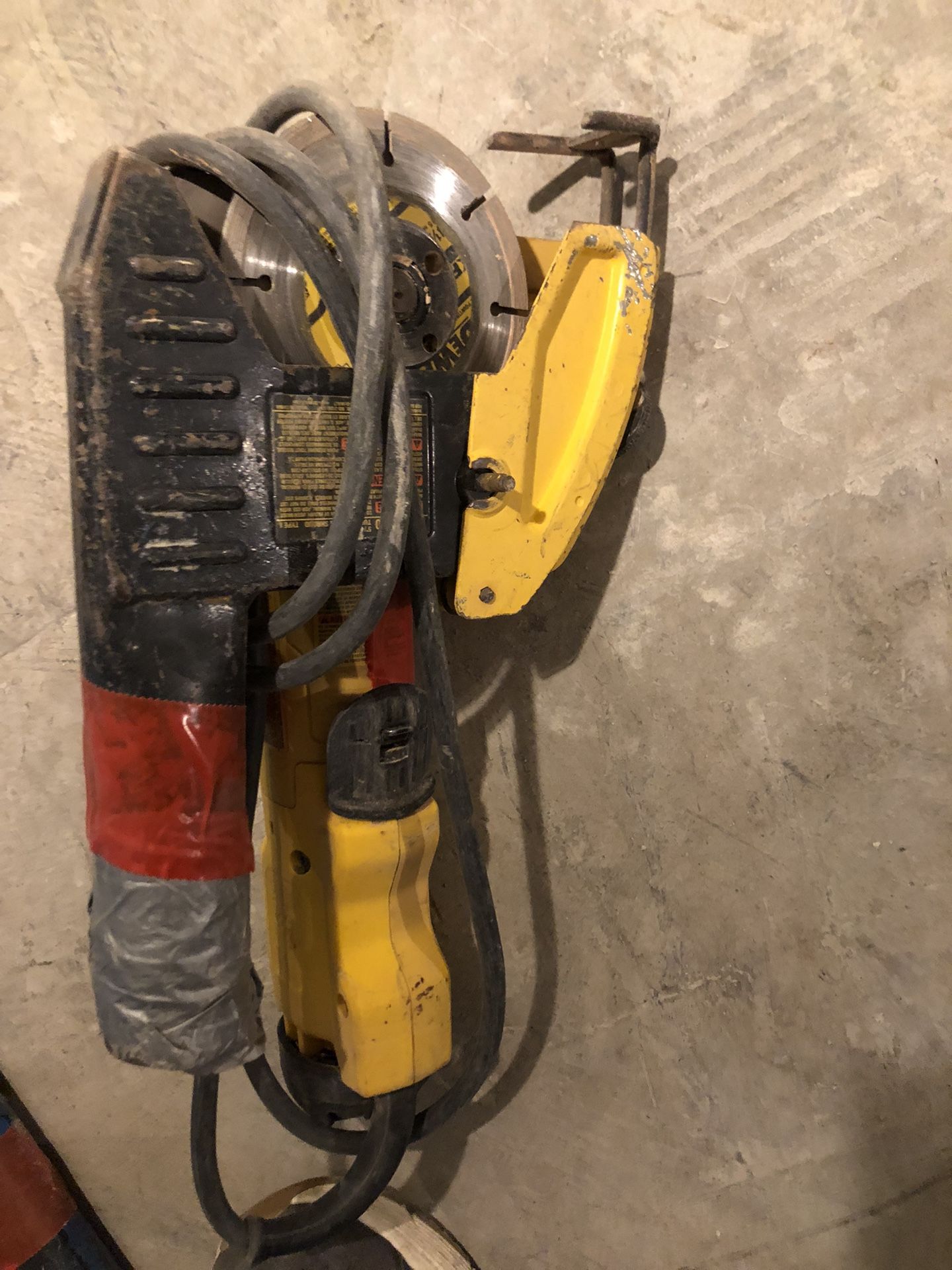 2 DEWALT grinders