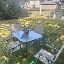 Patio dinning set.