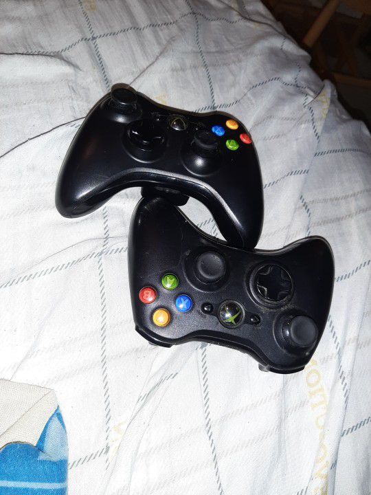 Controllers For Xbox 360 Fully Tested. 20 Each One