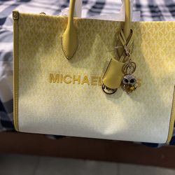 Michael Kohrs Tote And wallet