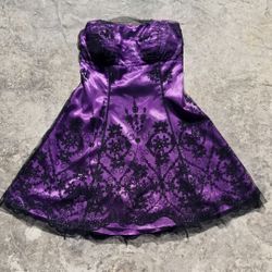 Formal Dress: Blondie Nites (PLEASE READ DESCRIPTION)