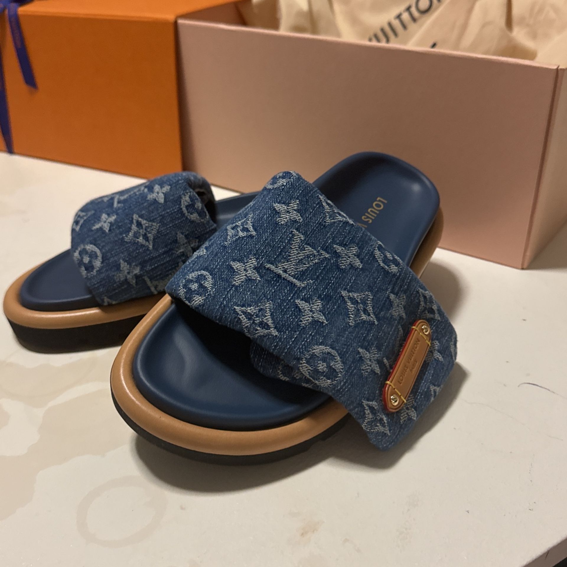 Pillow Louis Vuitton Slip On Womens Slides Louis Vuitton Slippers