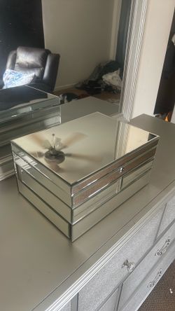 Jewelry Box