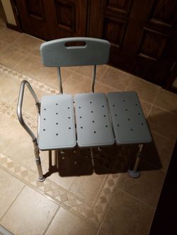 Handy Cap Chair