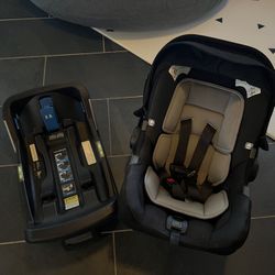 Used NUNA PIPA™ RX Car Seat & In Base AND Mockingbird Stroller AND Adapter!