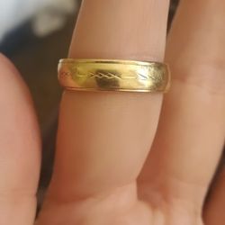 10 Karat Gold Mens Ring Not The Best Condition 