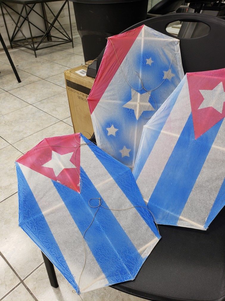 Papalotes Cubano Disponible