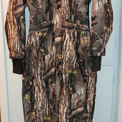 Master Sportsman Camo Coveralls. Size Medium