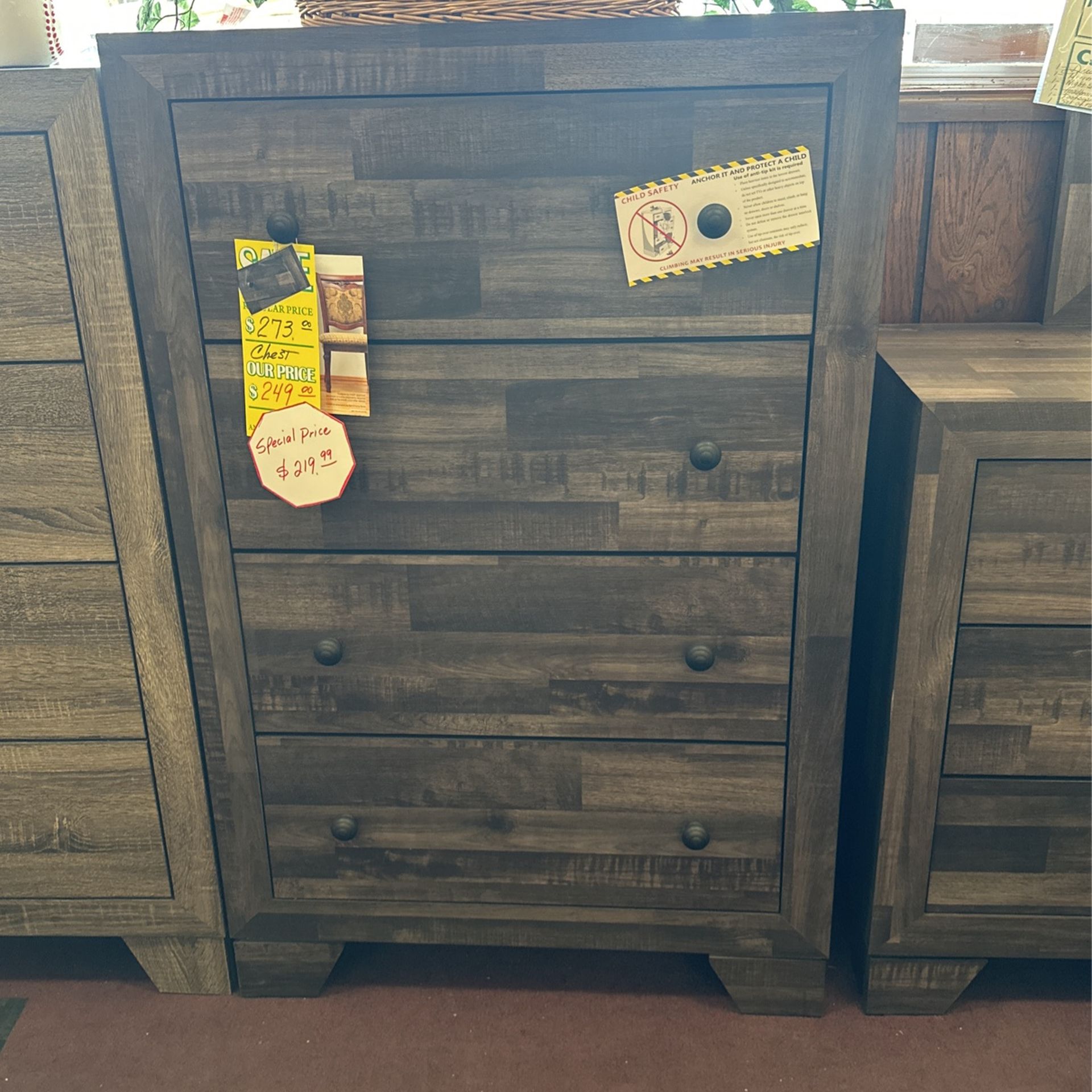 4 Drawer Chest