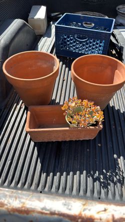Garden planters clay pots 8 each