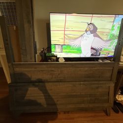 Farm House Style Queen Bed Frame