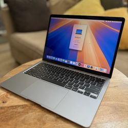 MacBook Air M1 13-inch - 16GB - 1TB Silver Gray. Firm price