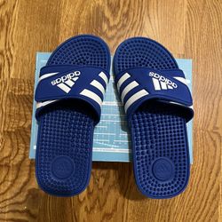 kids sz 3 adidas slides