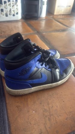 Nike 1s royal blue