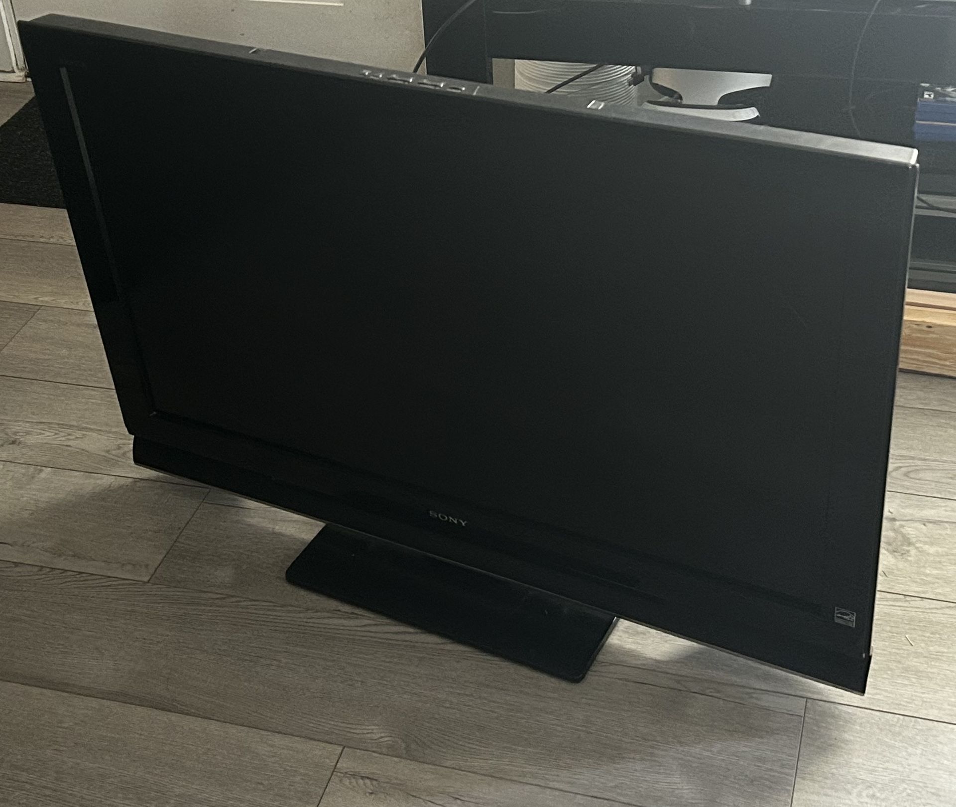 35in Screen Tv