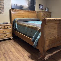 Beautiful Queen Bedroom Suite