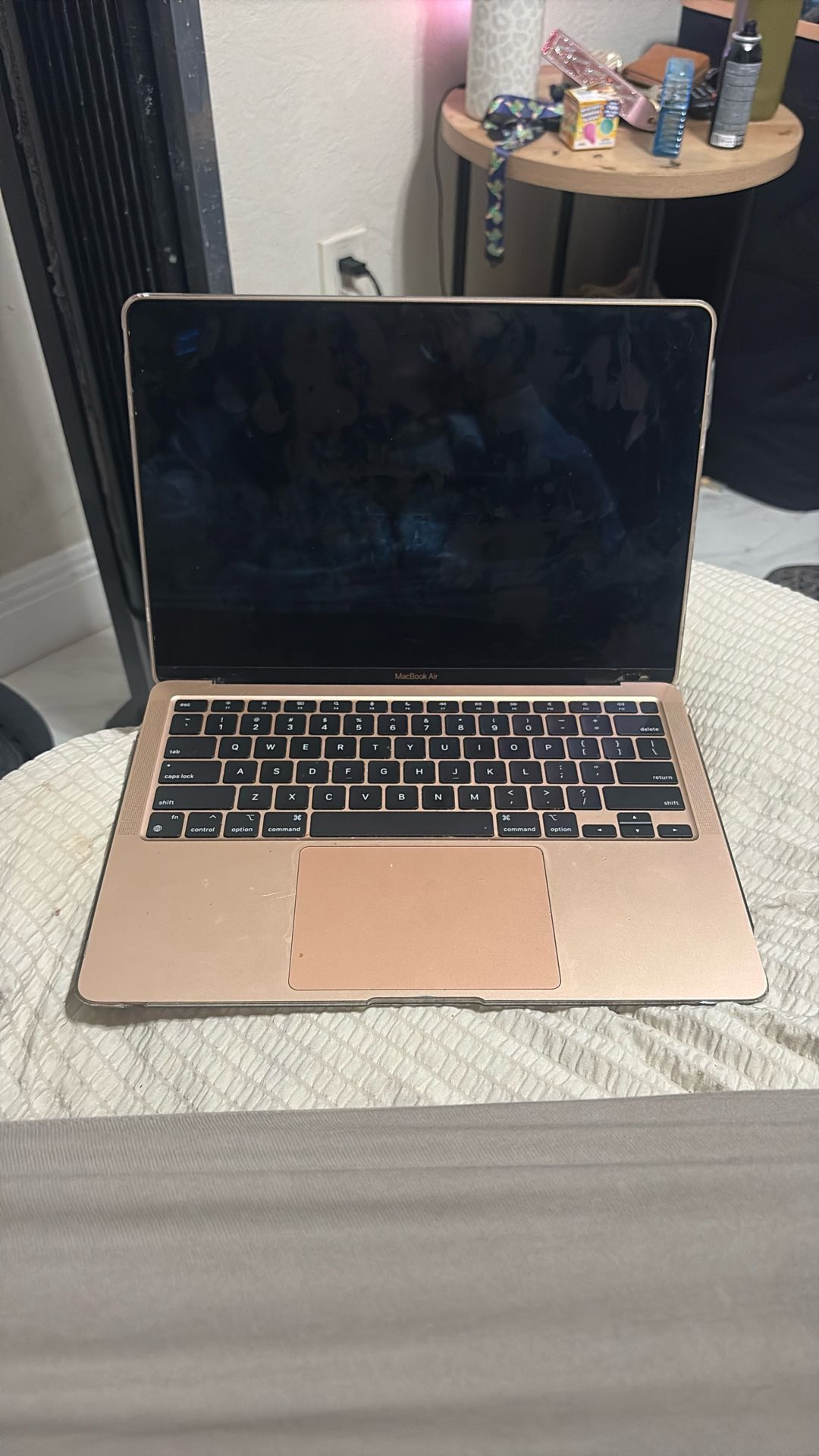 MacBook Air “13”