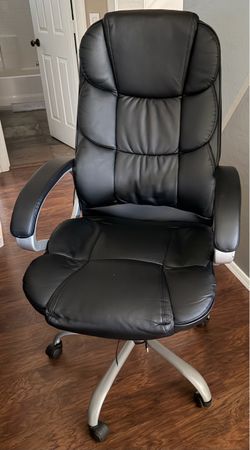 Computer chair