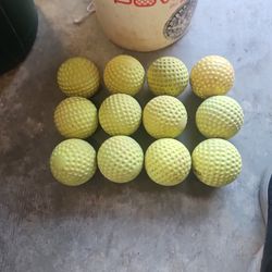 12" Sting Free Dimple Balls