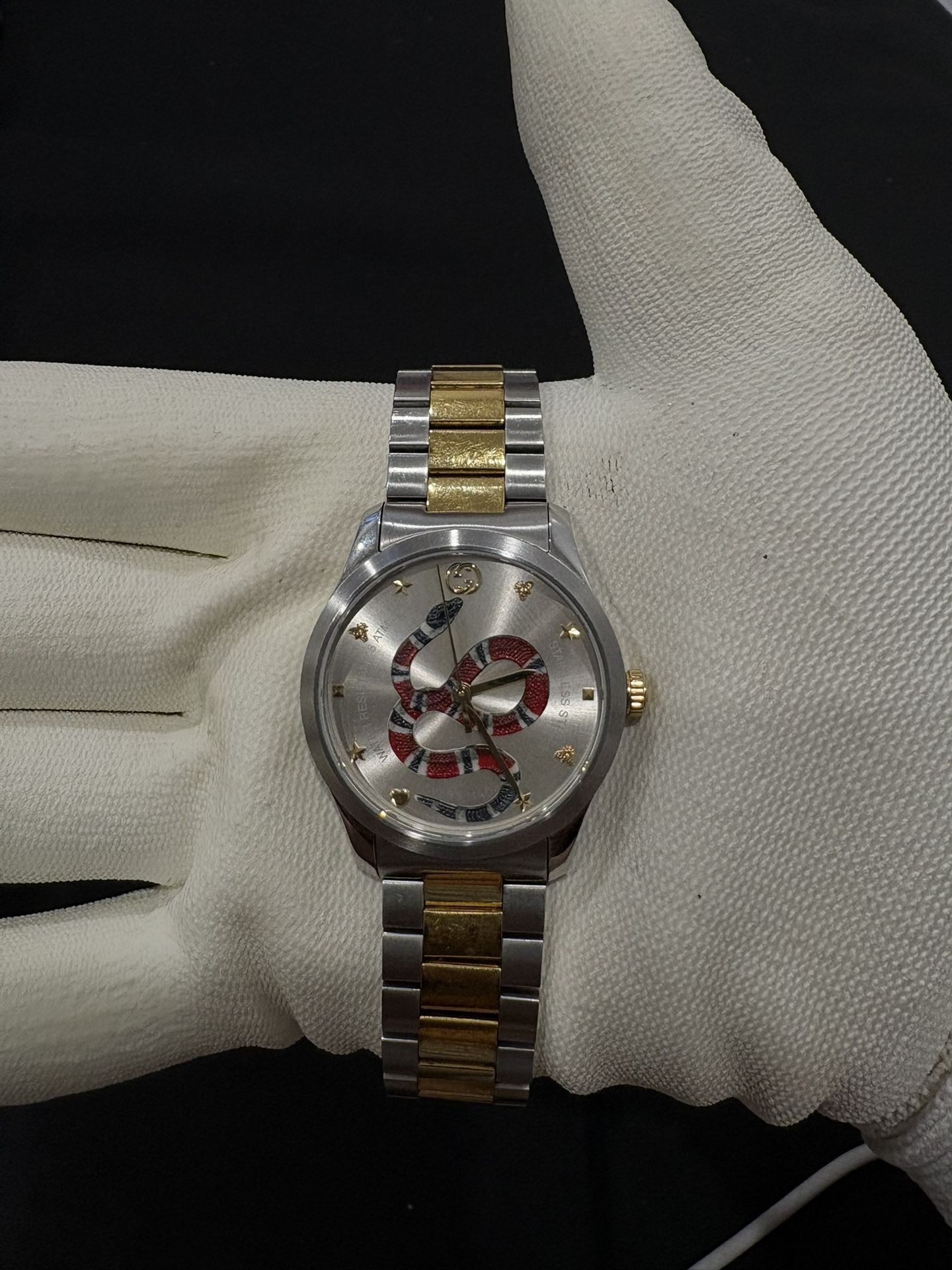 Gucci G Timeless