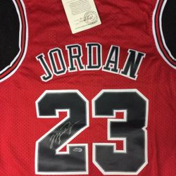 Signed Michael Jordan Autographed Jersey with COA Sticker