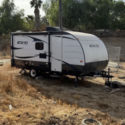 RV For Single Person On Private Lot (READ DESCRIPTION)