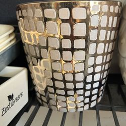 Gold Plant Pot 