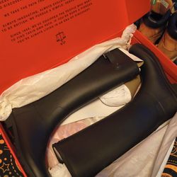 Woman's sz 10 Hunter boots