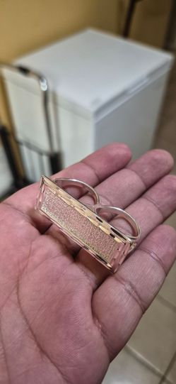2 finger ring