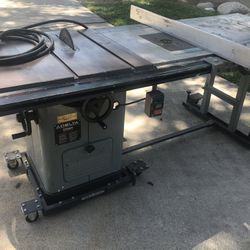 Delta Unisaw - 3 HP Tablesaw