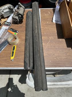 1990-93 integra Sedan door moldings