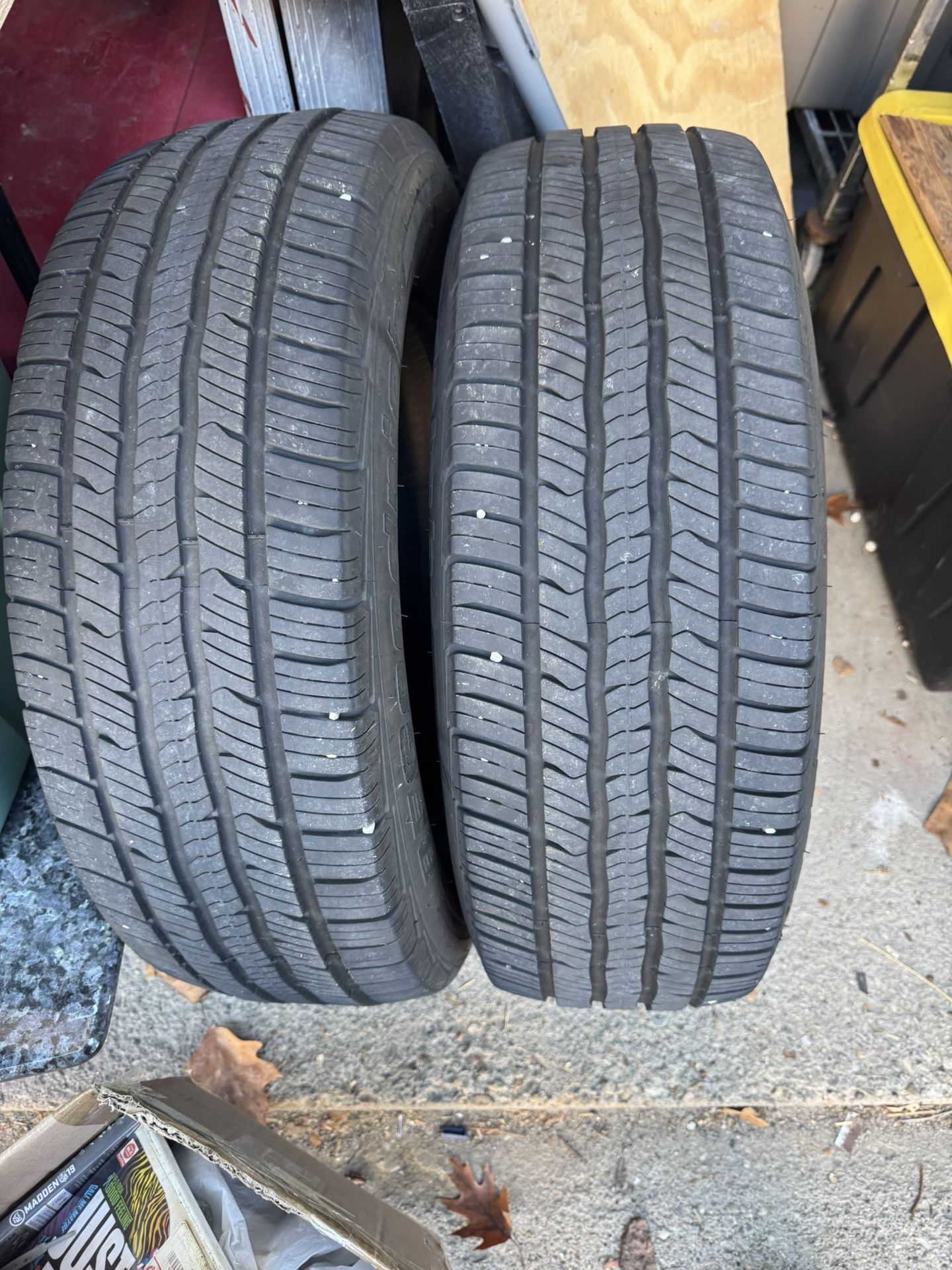 Set of 2  BFGoodrich Radial Tires Size 225 /65R17 