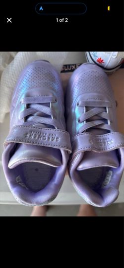 Sketchers girls shoes size 10