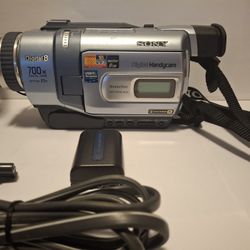 Sony Handycam Digital8 Camcorder 