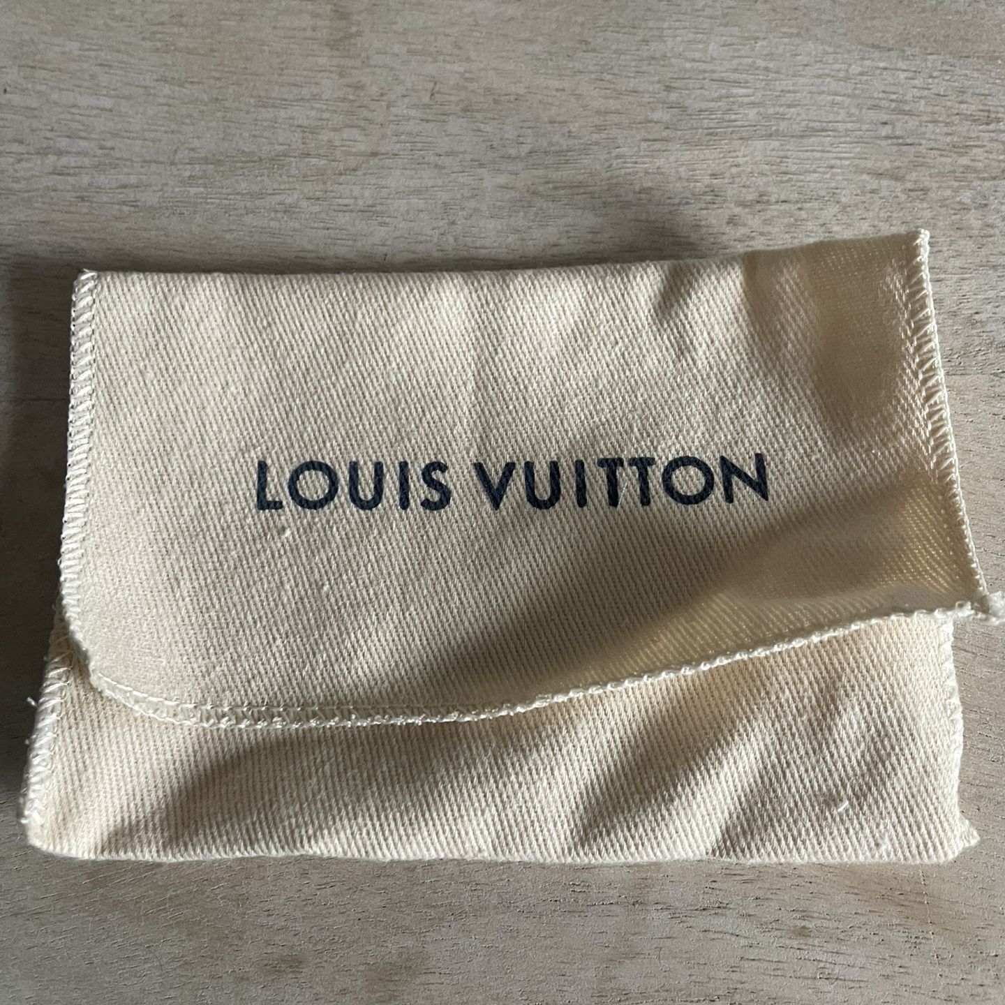 Louis Vuitton Velvet Jewelry Bag for Sale in San Dimas, CA - OfferUp