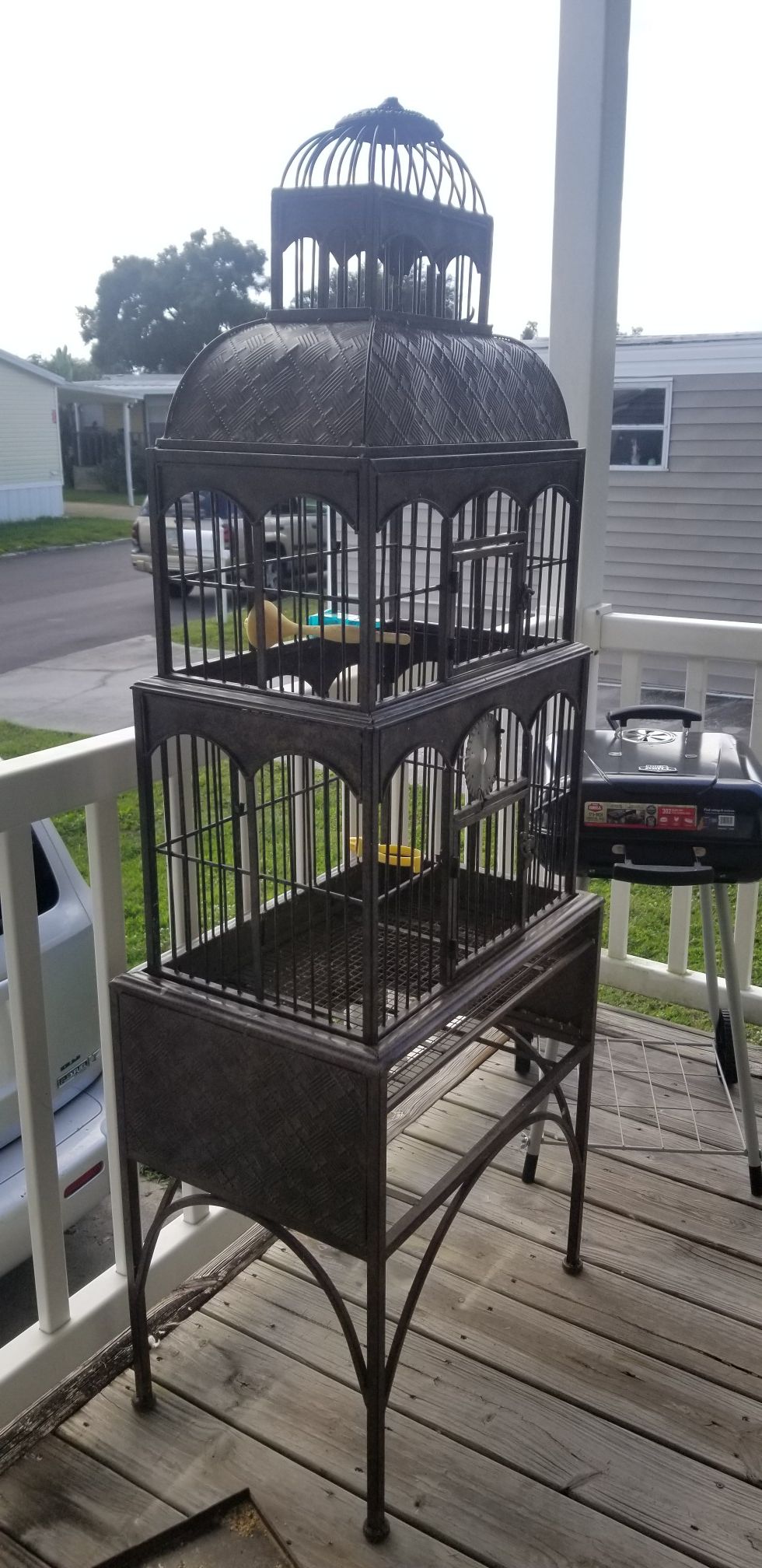 Bird cage