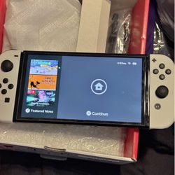 Nintendo Switch OLED – White – Excellent Condition