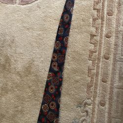 Tie