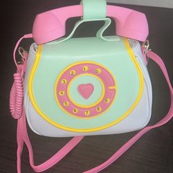 Bewaltz Phone Purse