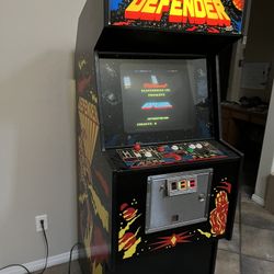 Defender Arcade Game