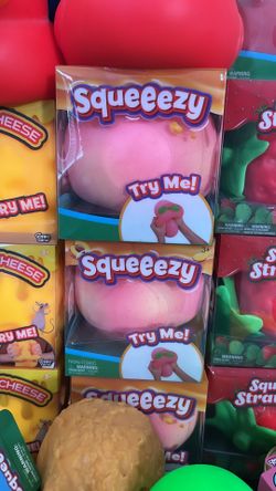 Squeeezy Peach squishy