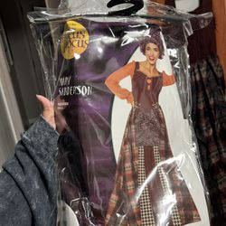 Mary Sanderson Sister Halloween Costume 
