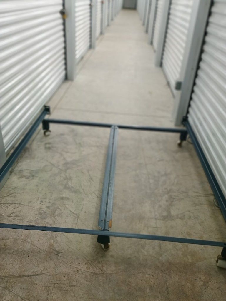 King Bed Frame Metal