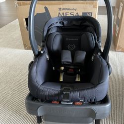 UPPAbaby Mesa V2 Infant Car Seat + Base