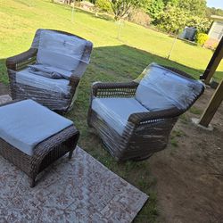 Hampton Bay Outdoor Chairs 
