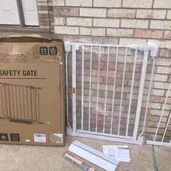 29-40” Pressure Mounted Gate 